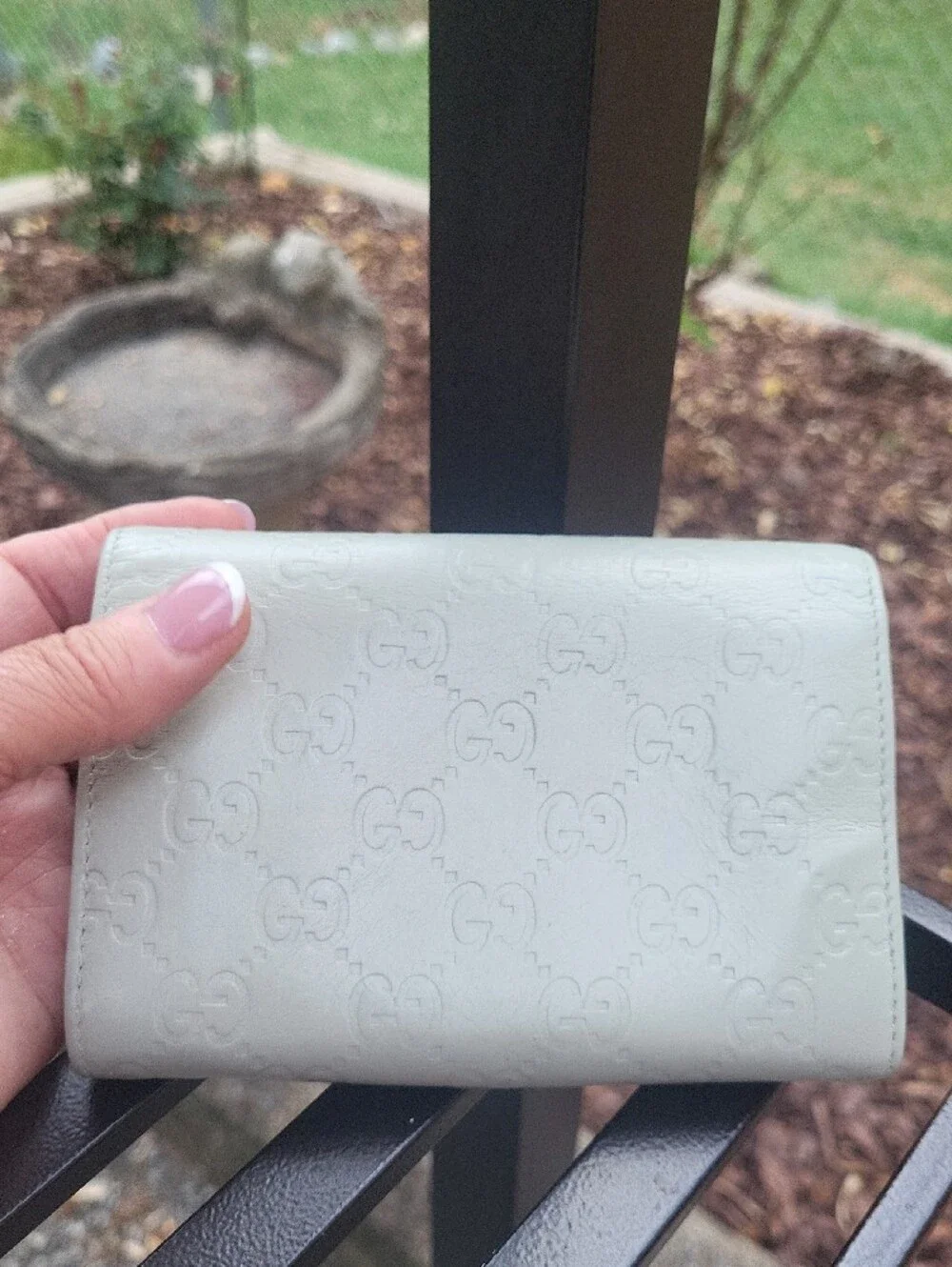 Gucci Embossed GG Leather Wallet with Gold Plaque - Picture 5 of 16